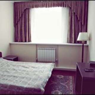 Отель Эдельвейс Алматы Улучшенный двухместный номер с 1 кроватью или 2 отдельными кроватями-1